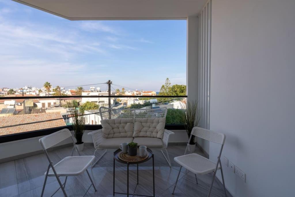 Thalassa 2-Bedroom Apartment In Larnaca Eksteriør billede