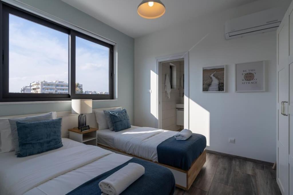 Thalassa 2-Bedroom Apartment In Larnaca Eksteriør billede